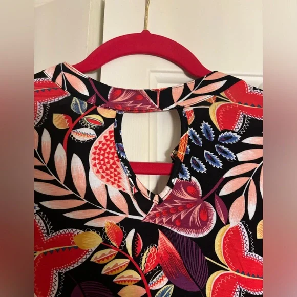 Kate & Mallory - Picture 2 of 4